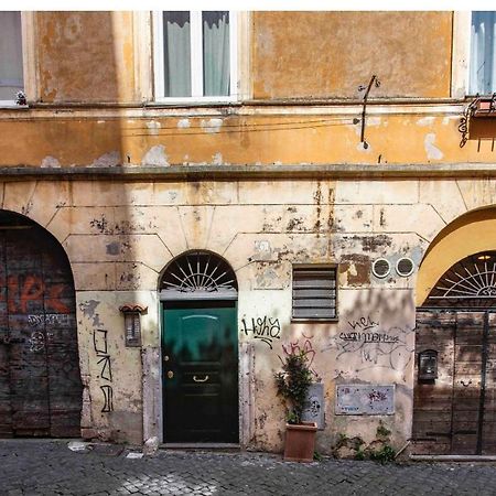 Roma Trastevere Accomodation Villa Bagian luar foto