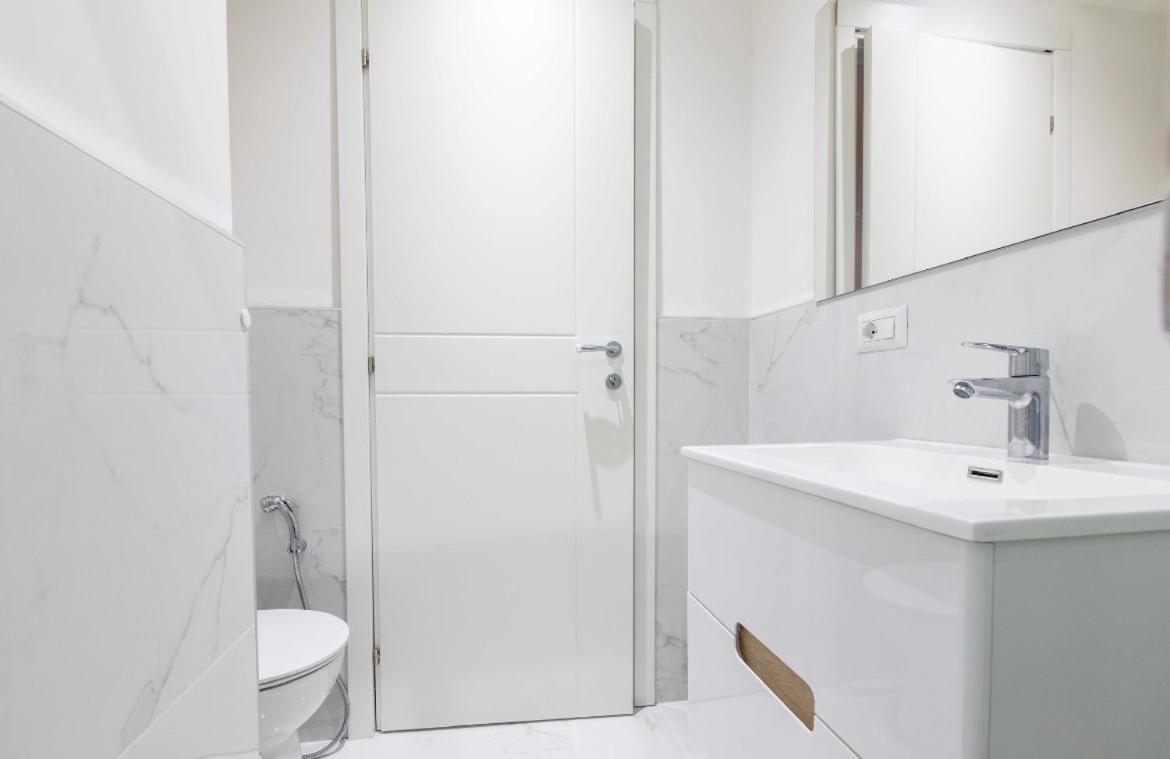 Roma Trastevere Accomodation Villa Bagian luar foto